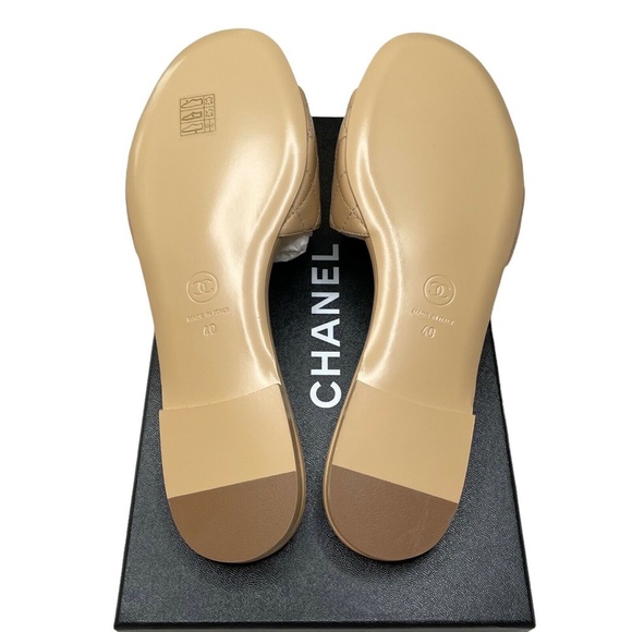 ❌❌SOLD Chanel Beige Slides Sandals Gold CC Logo Turnlock Sandal Flip Flop - Picture 12 of 13